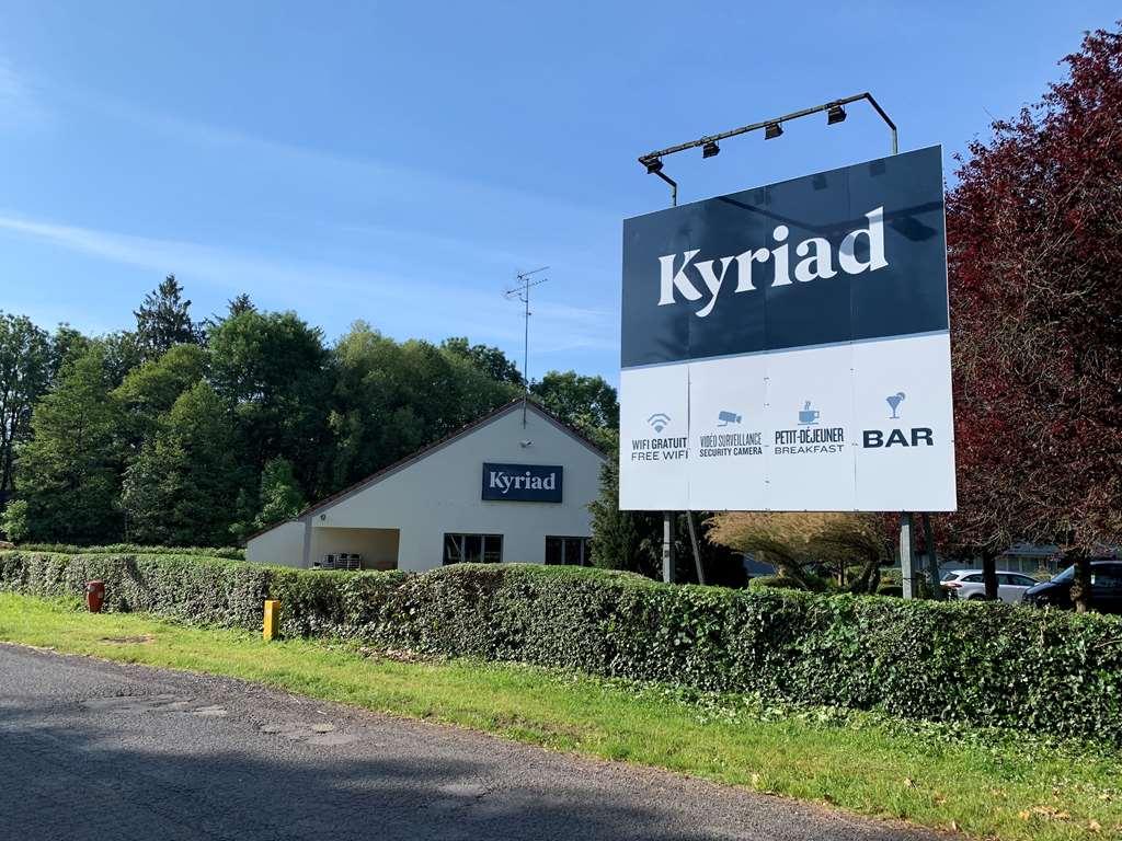 Kyriad Sedan Exterior foto